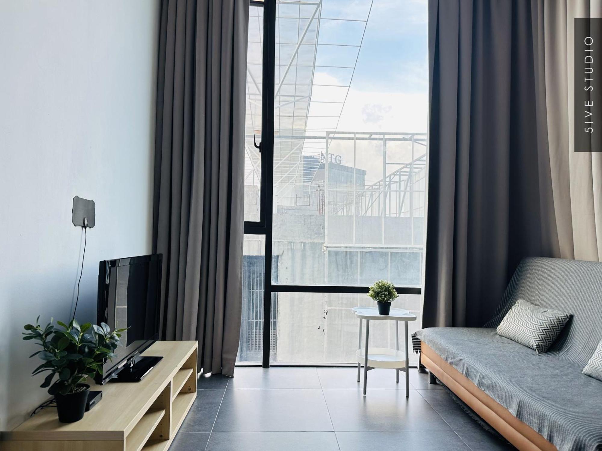 Five Studio - Empire Damansara Petaling Jaya Exterior photo