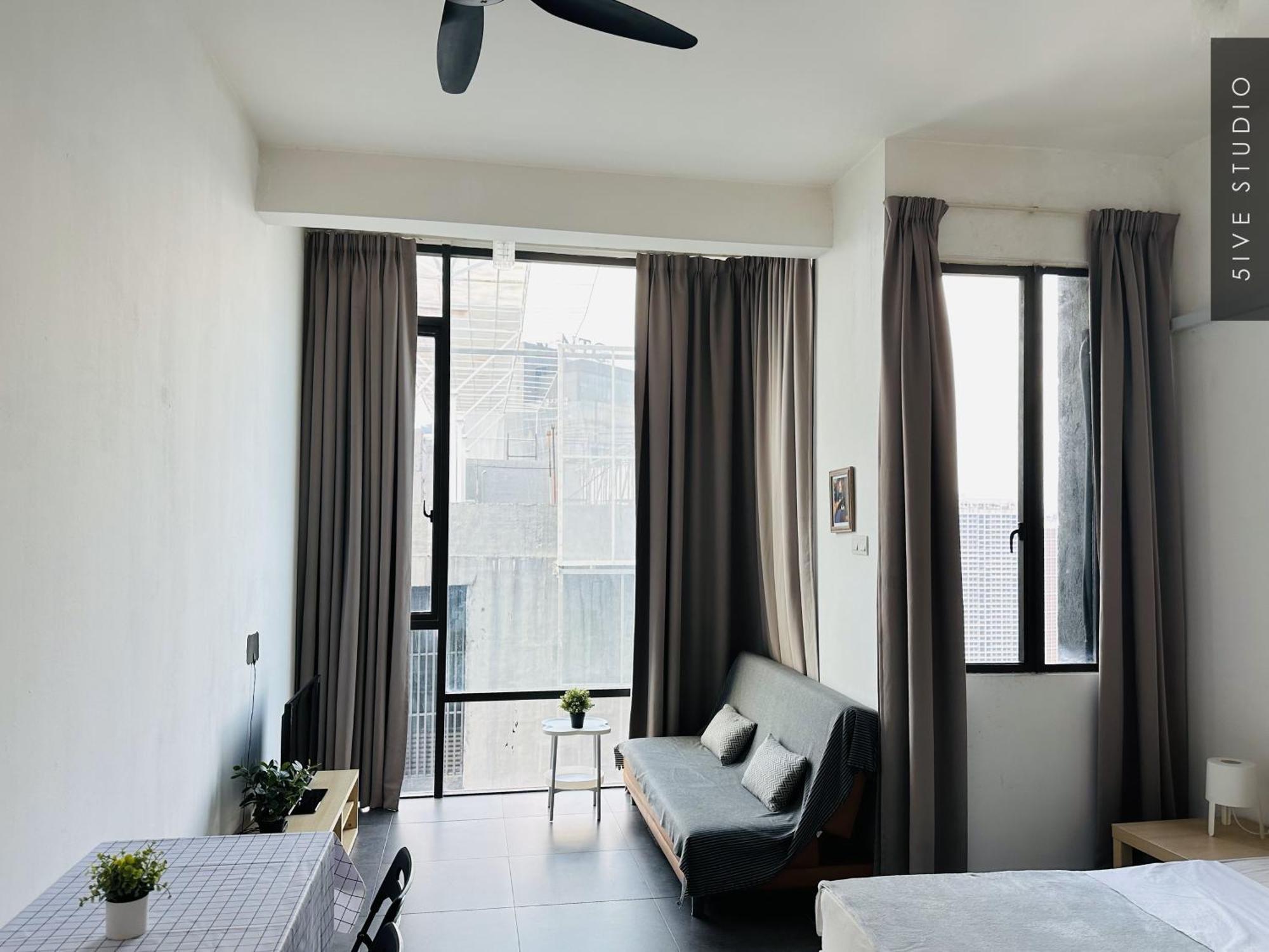 Five Studio - Empire Damansara Petaling Jaya Exterior photo